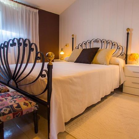 Low Cost Casa Brais San Pedro de Benquerencia エクステリア 写真